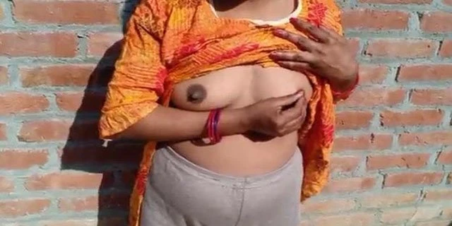 घर के पिछवारे भाभी के साथ सेक्स खुले मे वीडियो