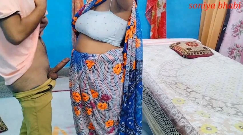 भाभी को अपना लंड दिखाके बस में कर लिया वीडियो