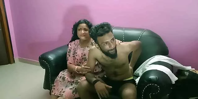 चुदासी चाची की चुदाई खेल भांजा के साथ वीडियो