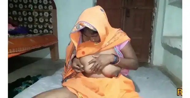 बिग बूब्स तमिल भाभी की फर्स्ट टाइम सेक्स कैमरा पर क्सक्सक्स बीएफ वीडियो