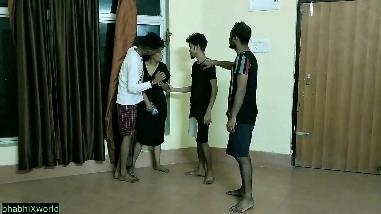 देसी गर्ल की ग्रुप सेक्स की मजेदार वीडियो