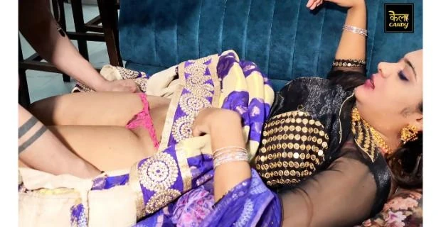 हरयाणवी भाभी की चूत चोदा पड़ोसी बिस्तर पर नंगी करके वीडियो