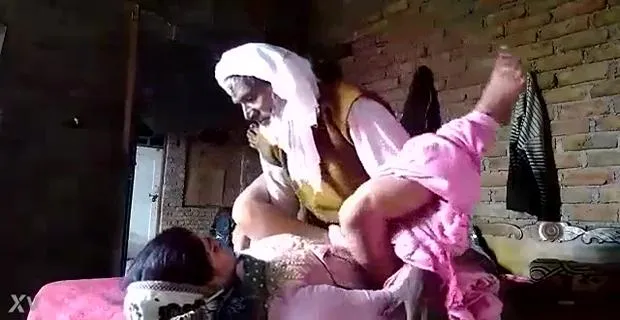 हिंदी क्सक्सक्स मूवी मुस्लिम बहु की तबू सेक्स ससुर साथ वीडियो