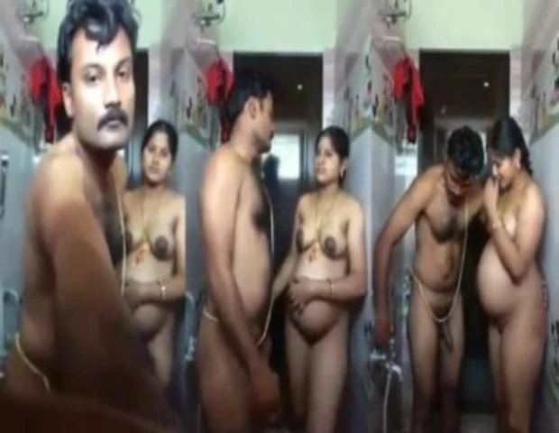 गर्भवती देसी भाभी को नंगा नहलाता है लवर बाथरूम में वीडियो