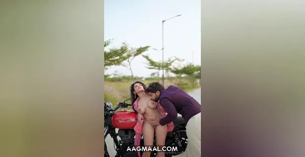 रेशमी नैर बुलेट और बेबी सेक्सी हिंदी ब्लू फिल्म वीडियो