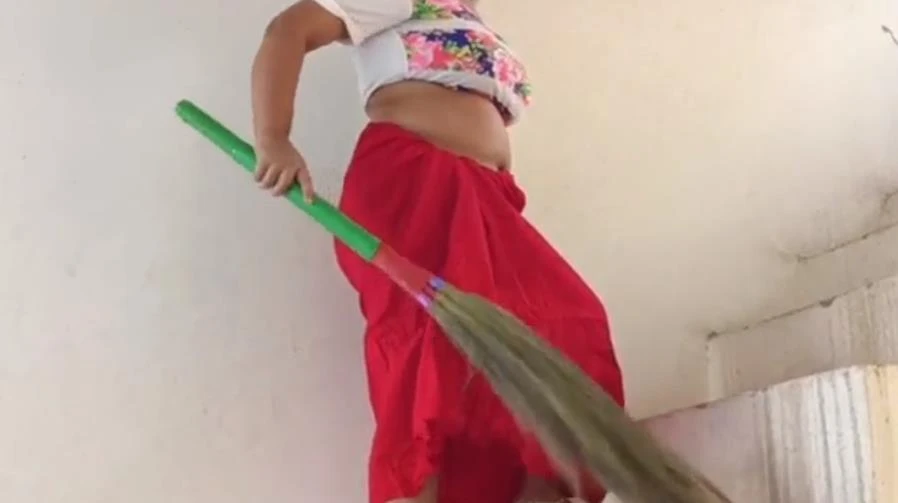 सेक्सी कामवाली को मस्ती में चोदा वीडियो