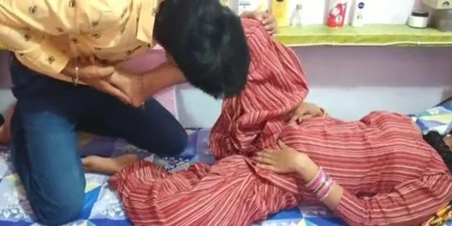 सोई हुई देसी भाभी को गरम करके चोदा वीडियो