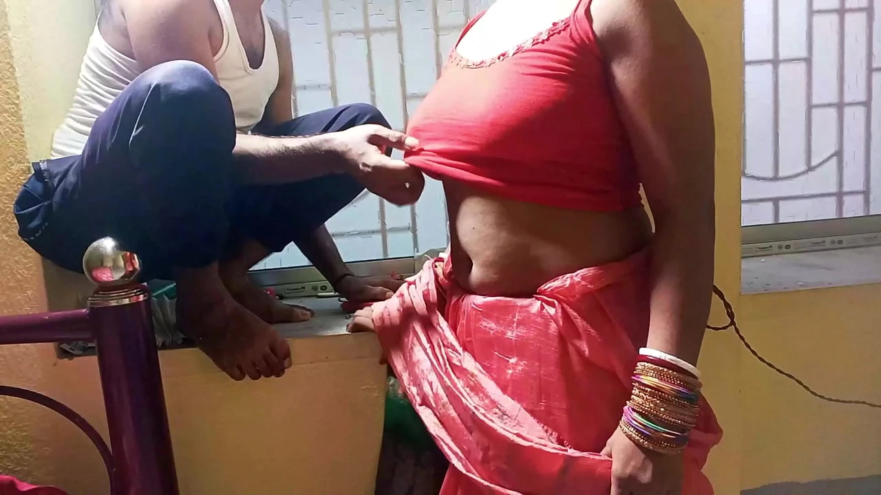 विलेज भाभी ने रंडी की तरह चूत मरवाई वीडियो